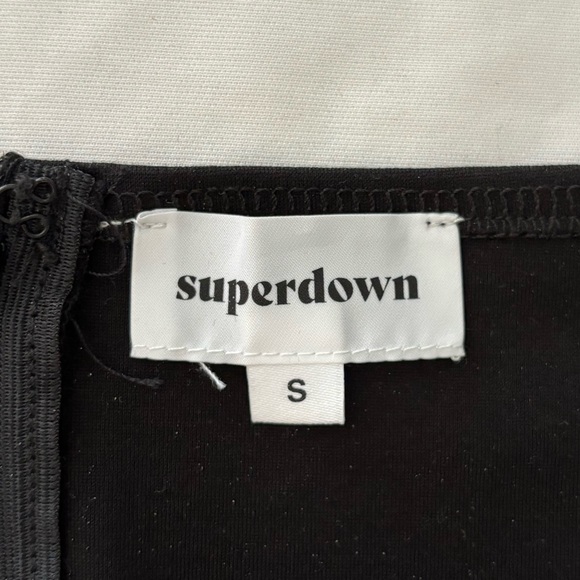 Superdown Mini Skirt - Picture 5 of 5